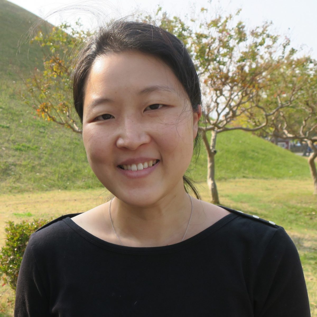 headshot of Prof. Na Rae Kim